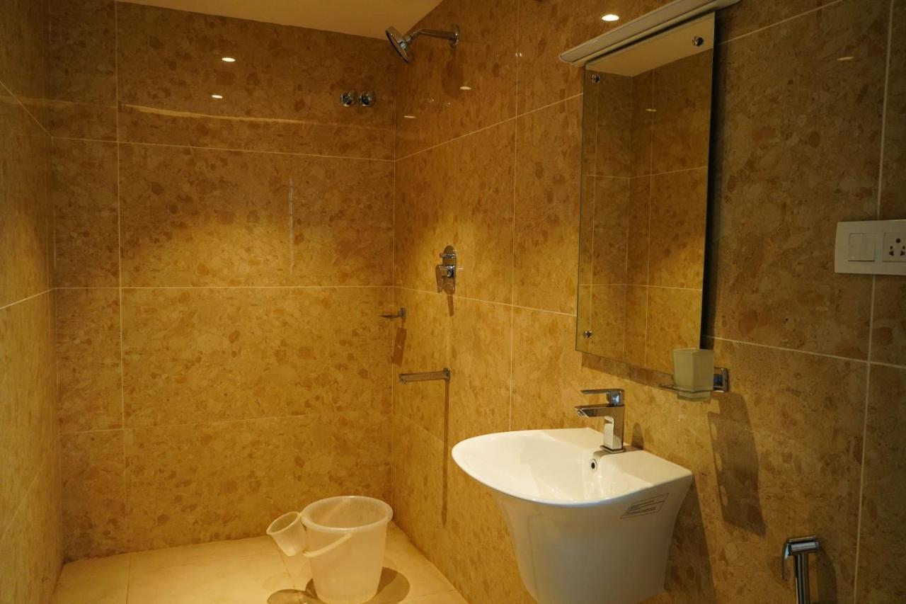 L. R Residency Hotel Káncsipuram Kültér fotó